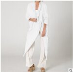 Loose asymmetrical blouse - Image 3