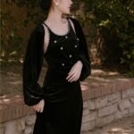 Velvet Pearl French Dress Two-Piece Niche High-End Women's Clothing - Image 4