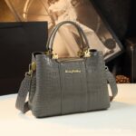 Fashion Print Atmospheric Light Luxury Handbag - Image 4